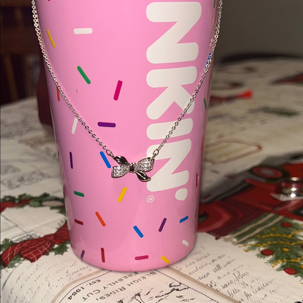 🌺 happy Mother’s Day - Reversible Silver Bow Necklace w/Cubic Zirconia Accent - Picture 2 of 6